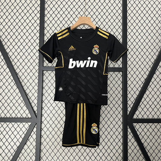 Kit Criança Secundária Real Madrid 2011/12