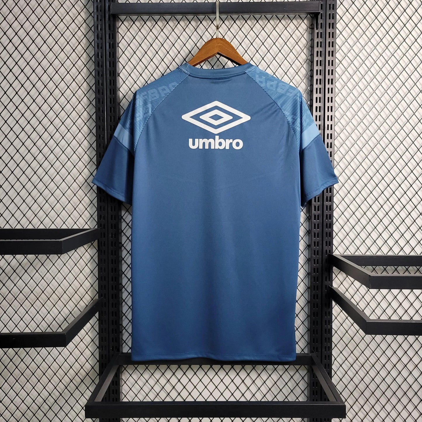 Grêmio 2023/24 training shirt