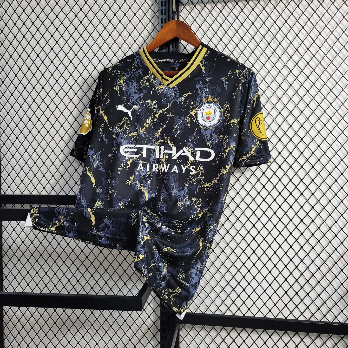 Maillot Manchester City 2023/24 édition Or Noir 