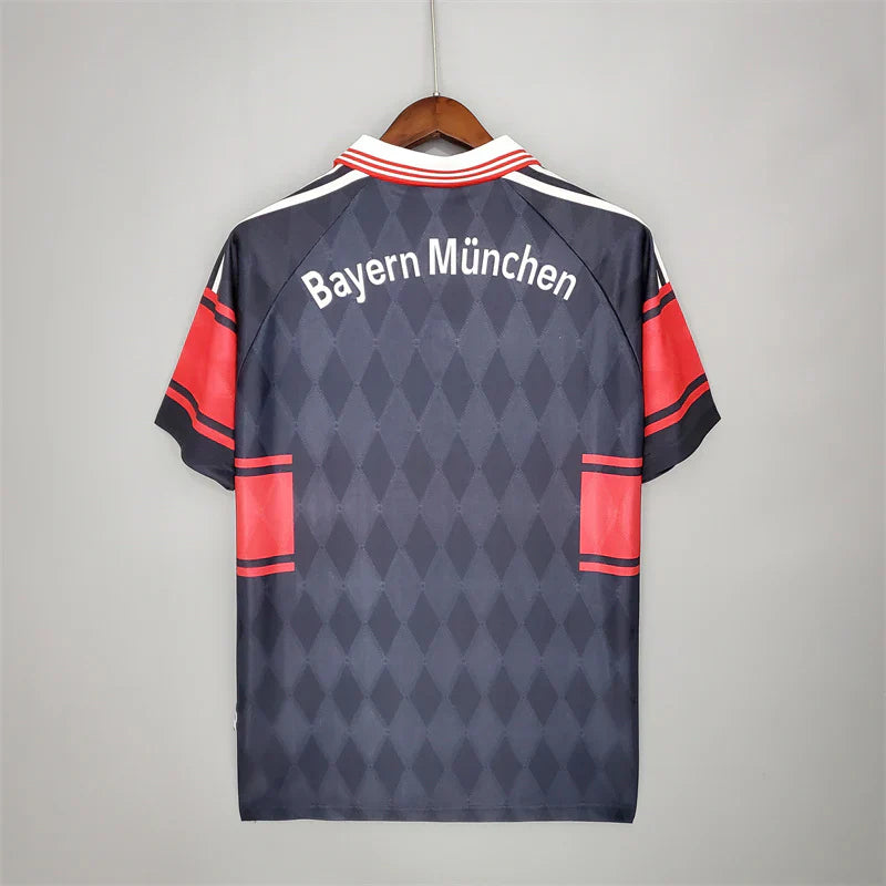 Bayern Munich 1997/99 Home Shirt