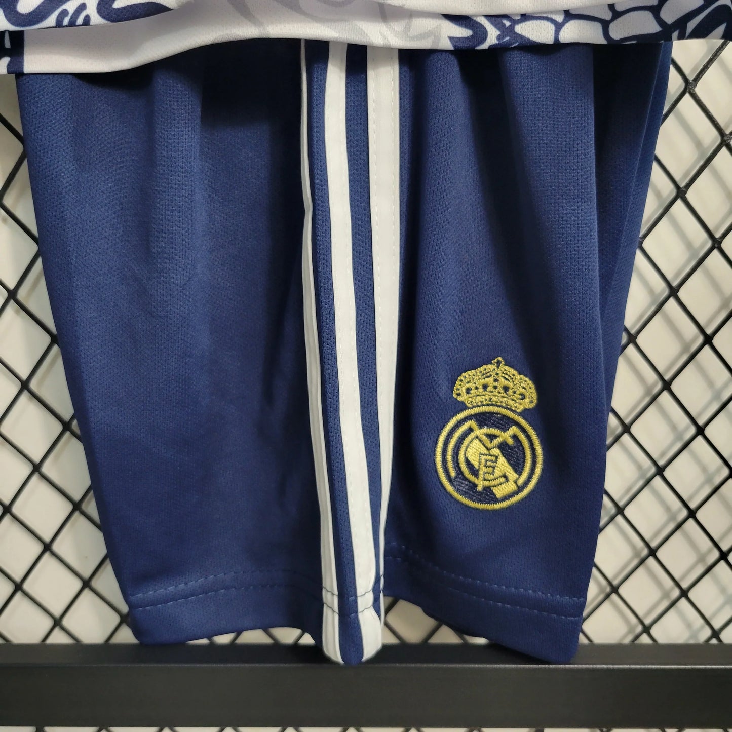 Kit Enfant Blanc Real Madrid 2023/24 Édition Spéciale 