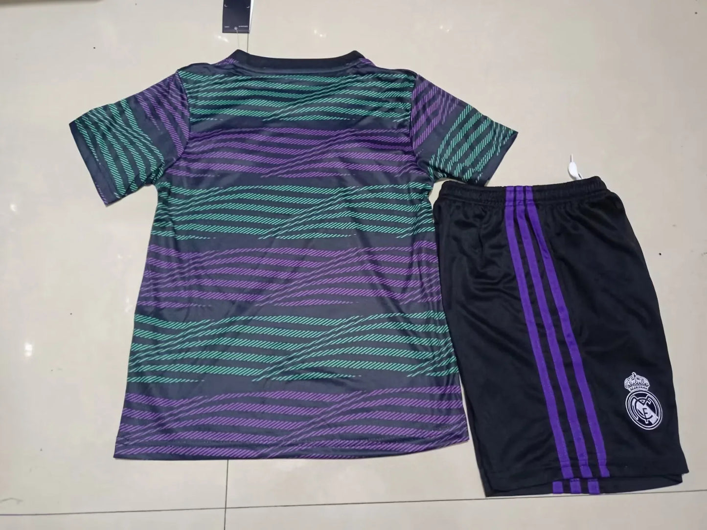 Kit Criança de Treino 2 Real Madrid 2023/24