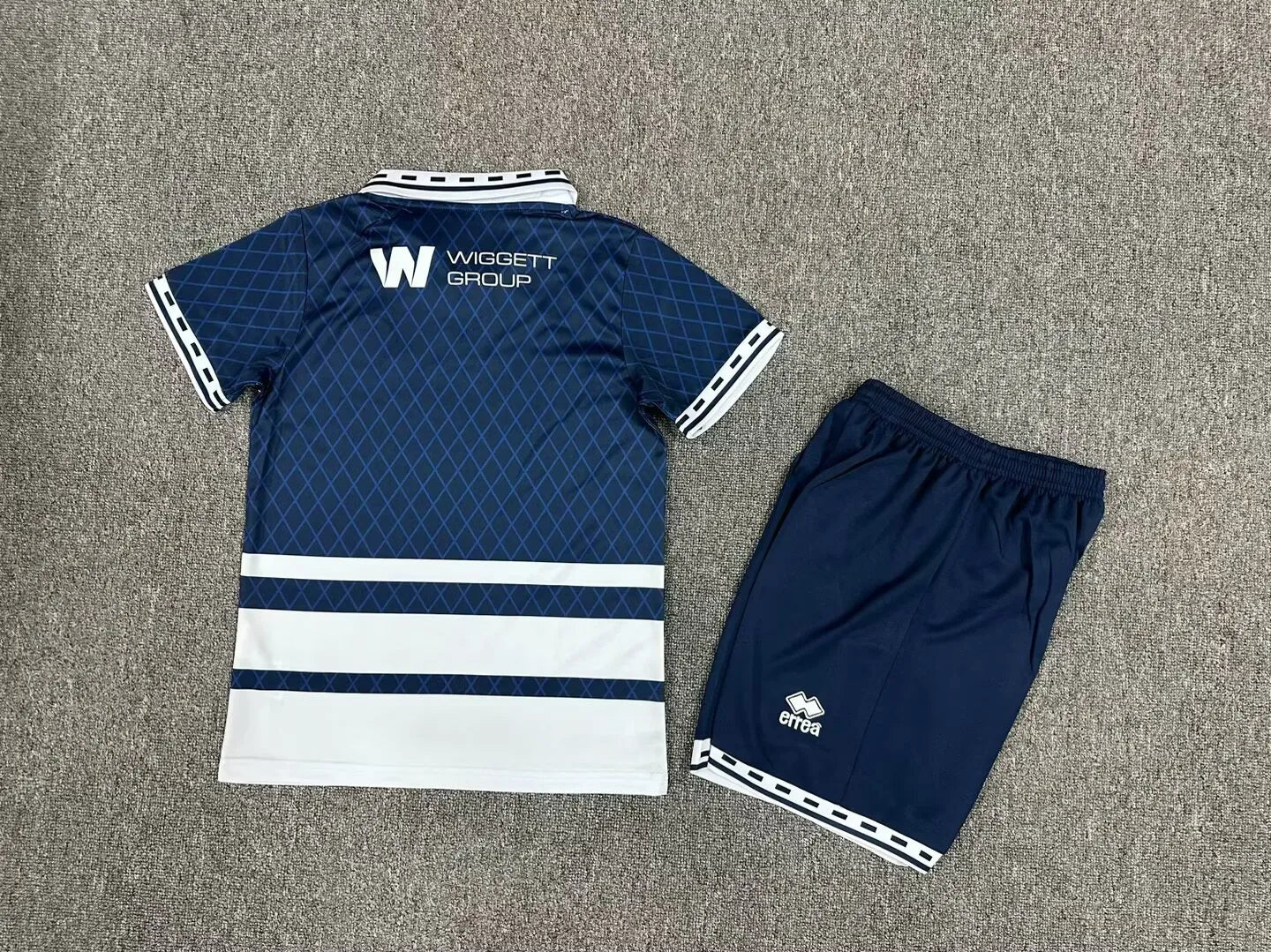 Kit Criança Principal Millwall 2024/25