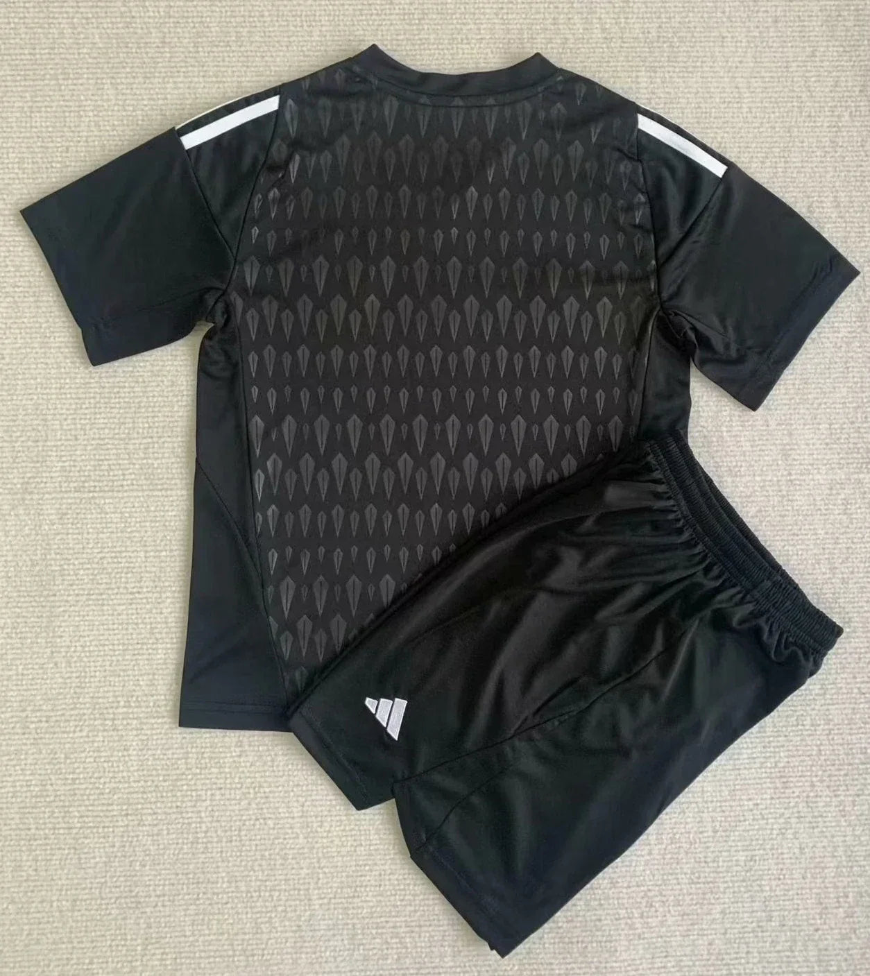 GK Black Manchester United 2023/24 Children's Kit