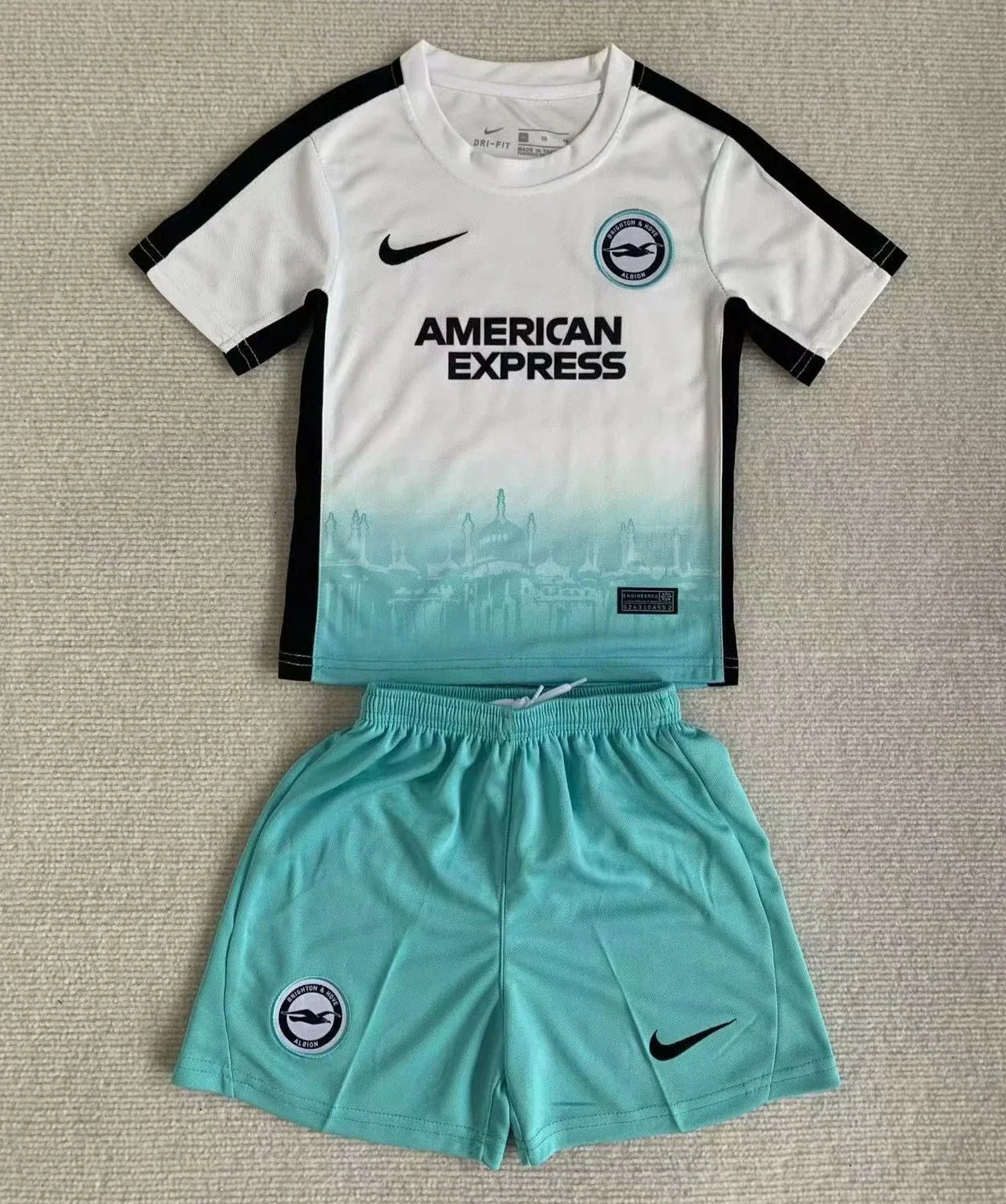 Kit Criança Terceiro Brighton 2023/24