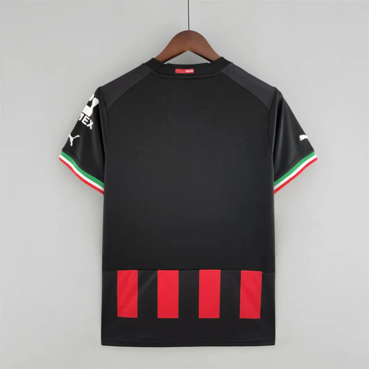 Camisola Principal AC Milan 2022/23