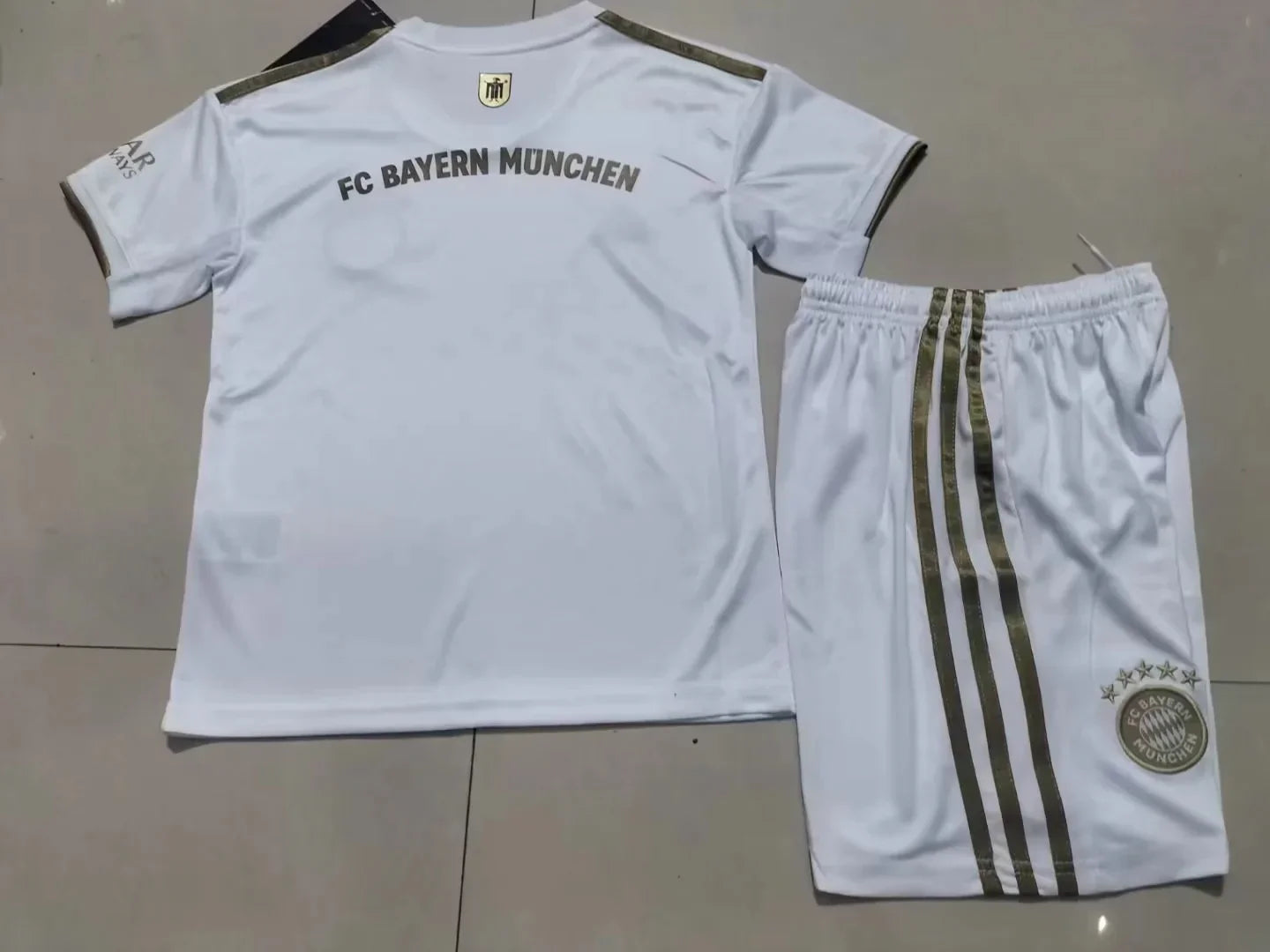 Kit Criança Secundária Bayern Munique 2022/23