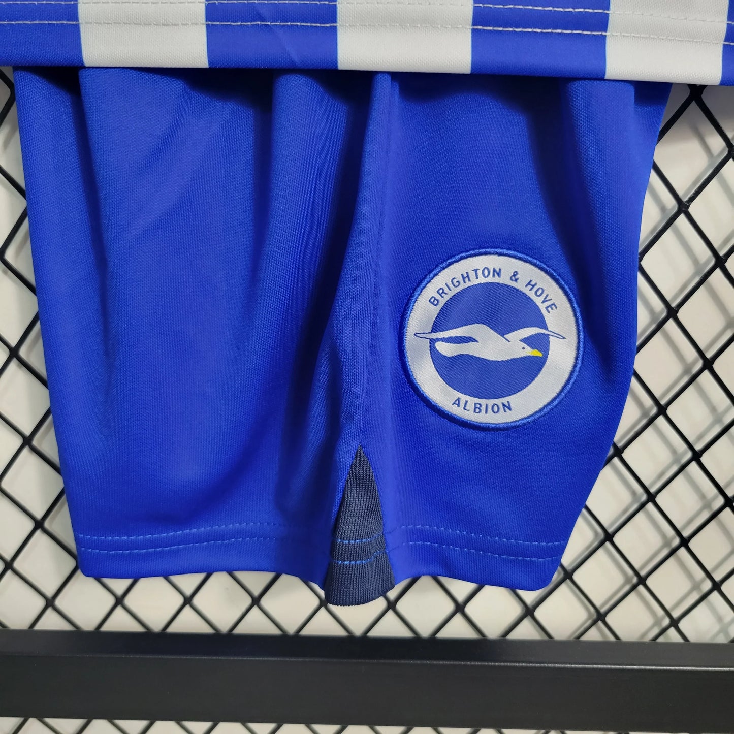 Kit Criança Principal Brighton 2023/24