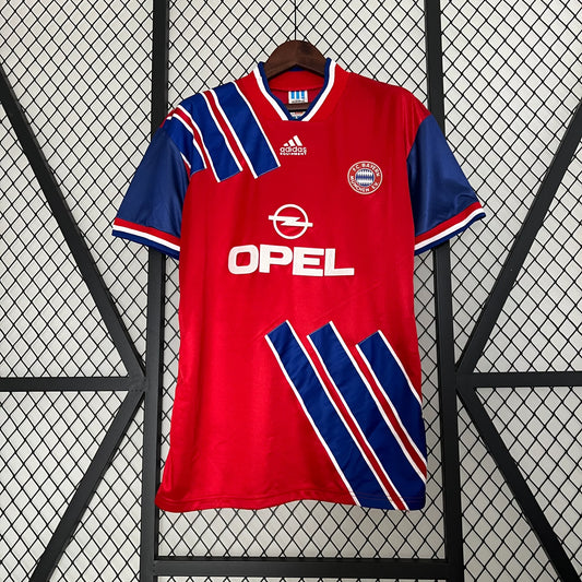 Maillot domicile du Bayern Munich 1993/95 