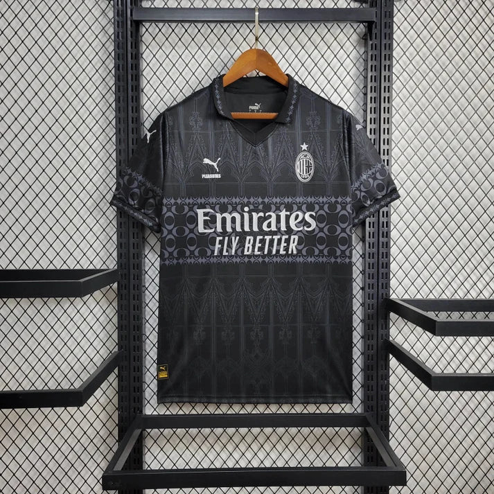 Quatrième maillot de l'AC Milan 2023/24 