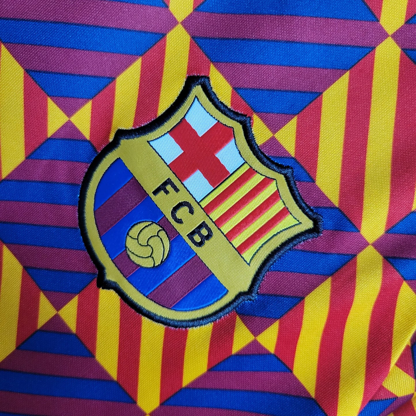 Maillot d'entraînement Barcelone orange bleu et rouge 2023/24 