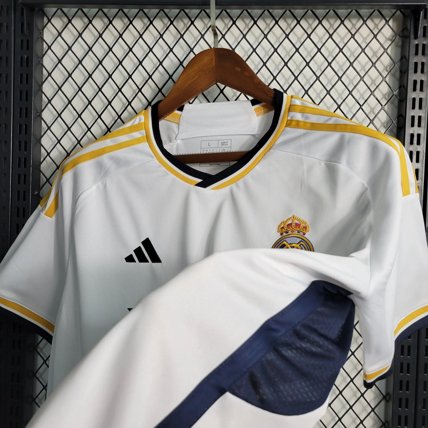 Camisola Principal Real Madrid 2023/24