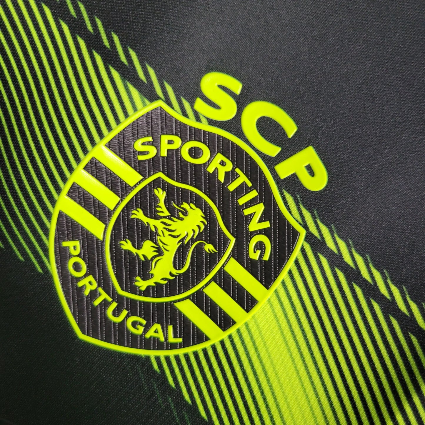 Sporting 2022/23 Secondary Shirt