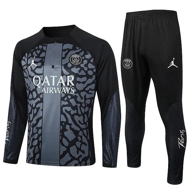 Survêtement et maillot PSG noir 2023/24