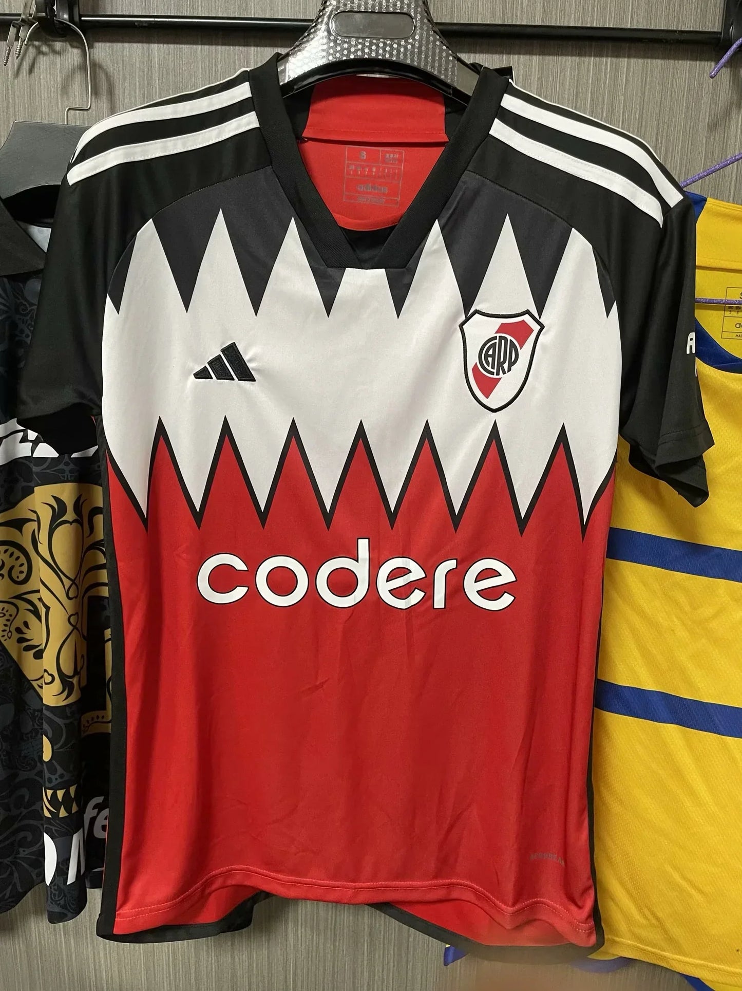 Maillot secondaire River Plate 2023/24 