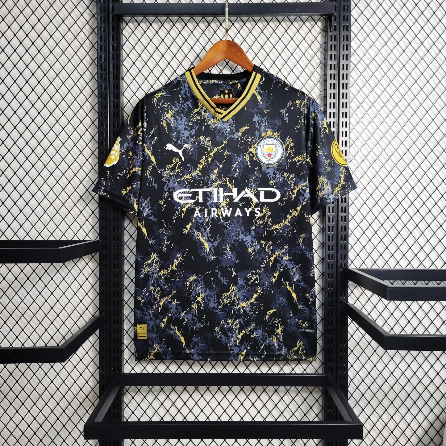 Maillot Manchester City 2023/24 édition Or Noir 