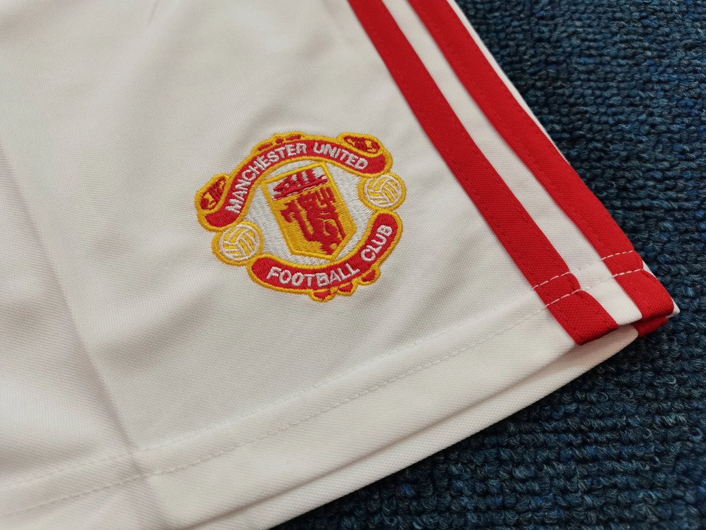 Kit Criança Principal Manchester United 1984