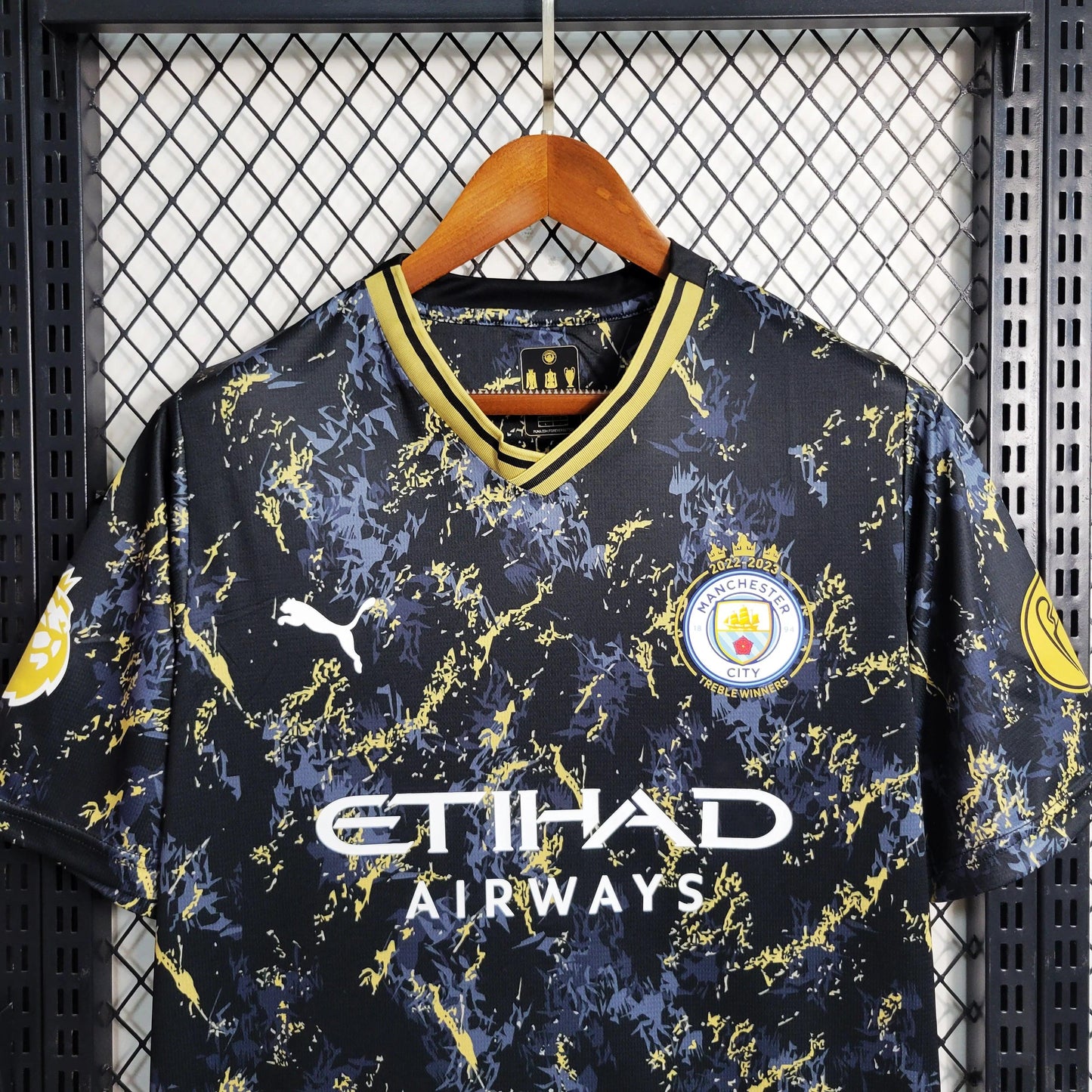 Camisola Black Gold Edition Manchester City 2023/24