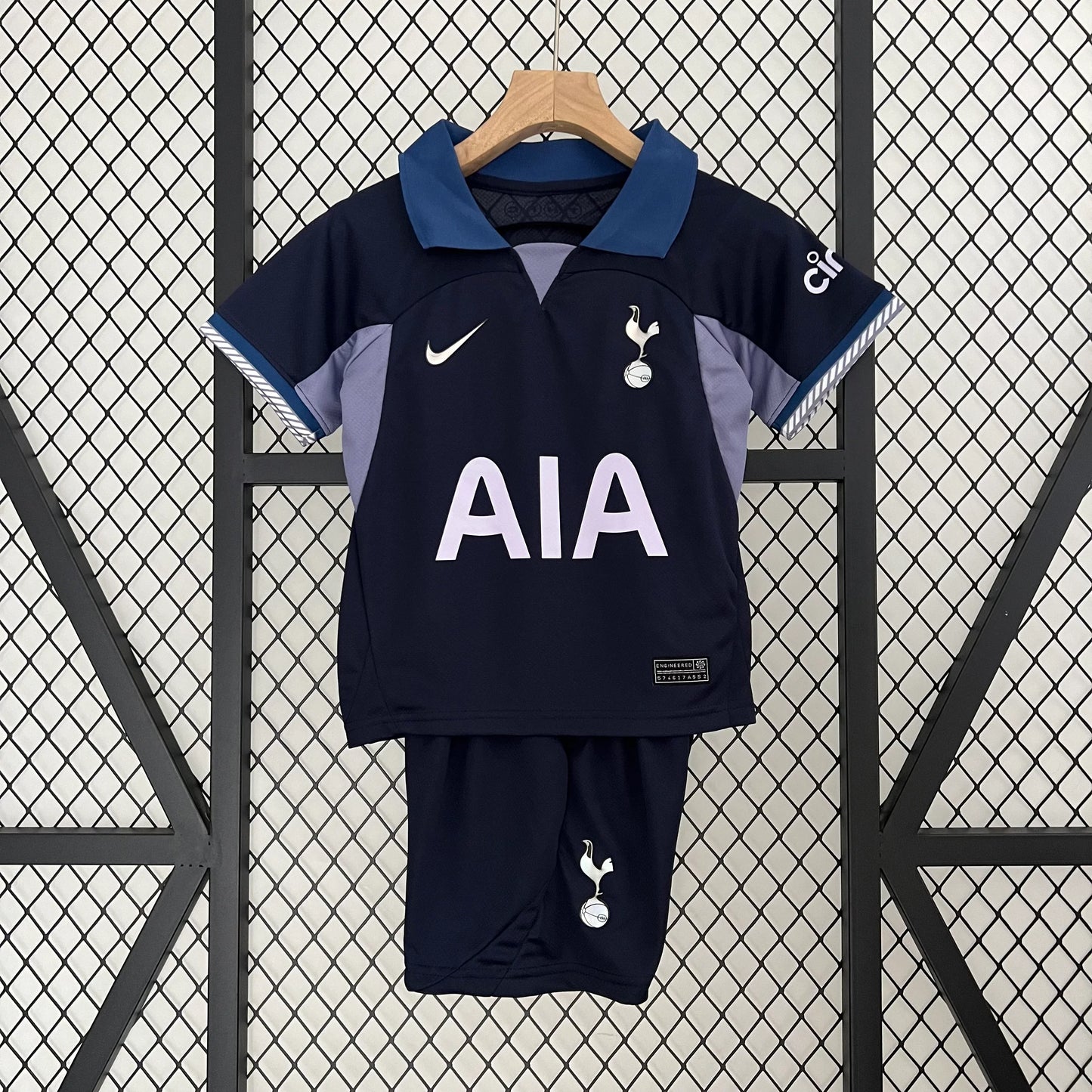 Kit Criança Secundário Tottenham 2023/24