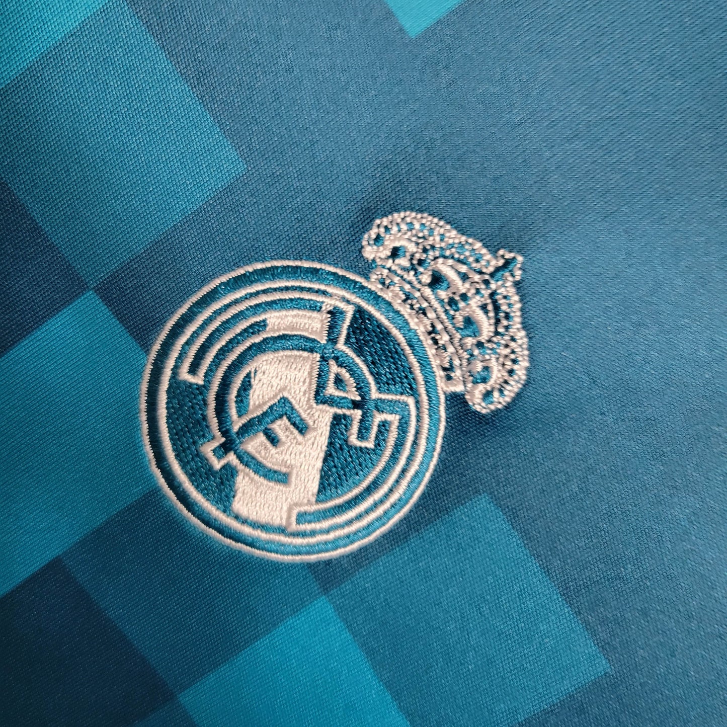 Kit Criança Terceiro Real Madrid 2017/18