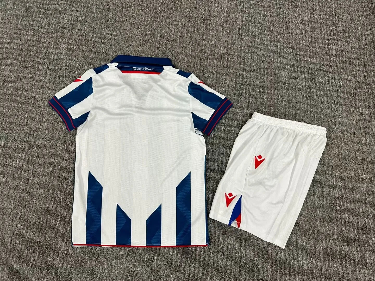 Kit Criança Principal West Bromwich 2024/25