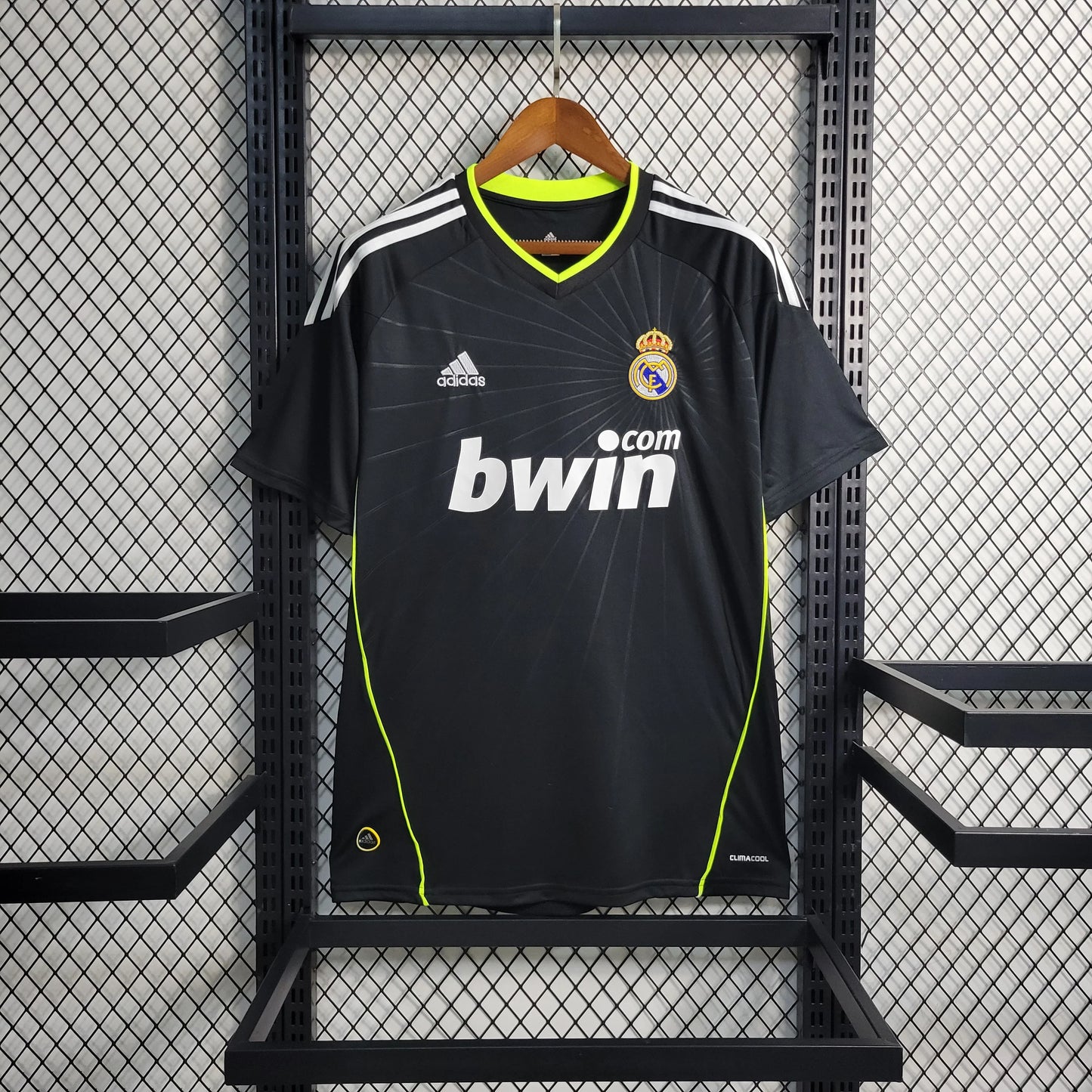 Maillot extérieur du Real Madrid 2010/11 