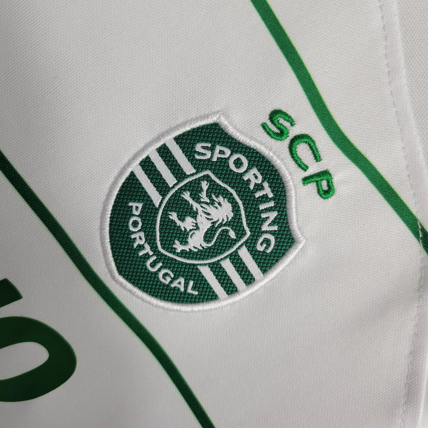 Kit Criança Secundária Sporting 2023/24