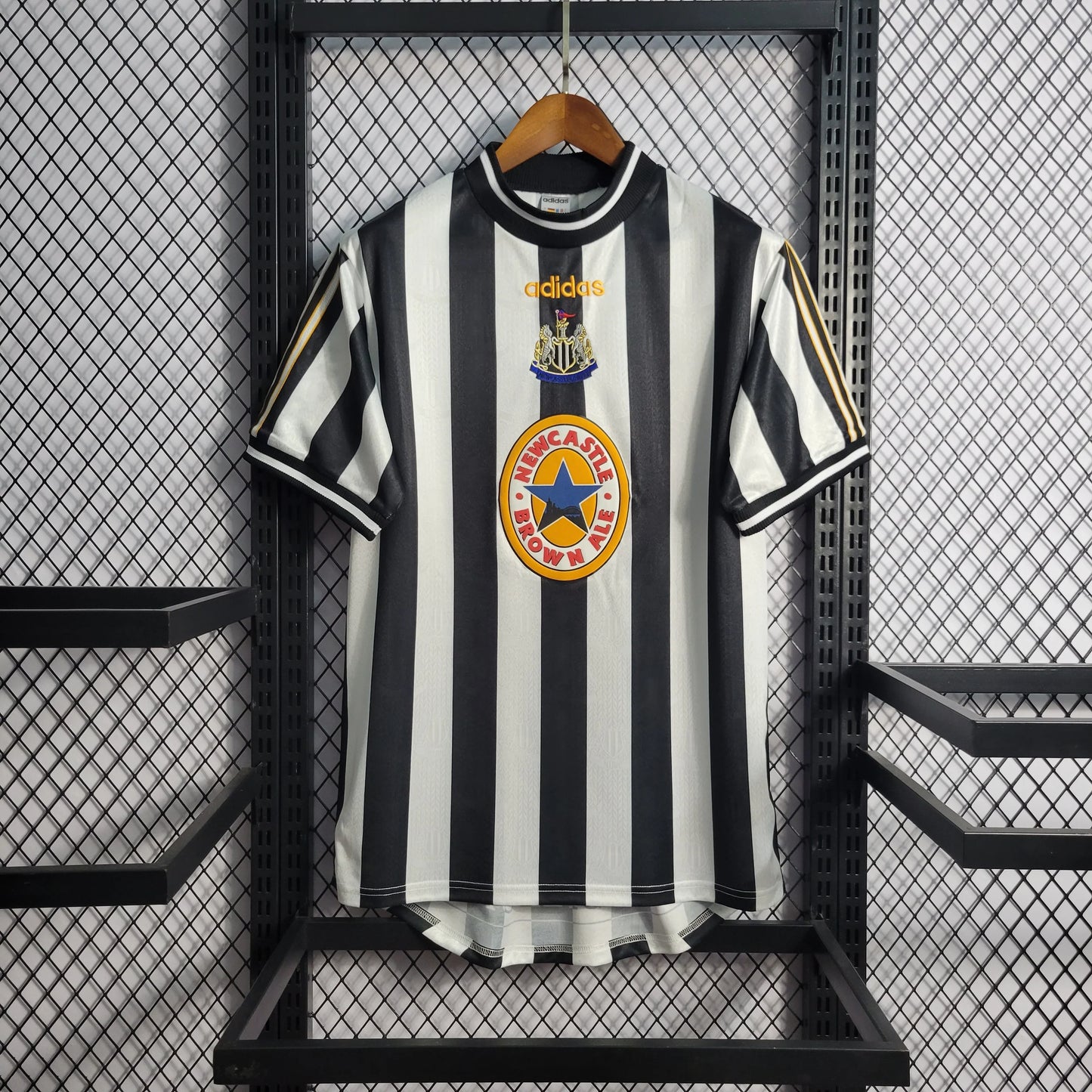 Maillot domicile Newcastle 1995/97 