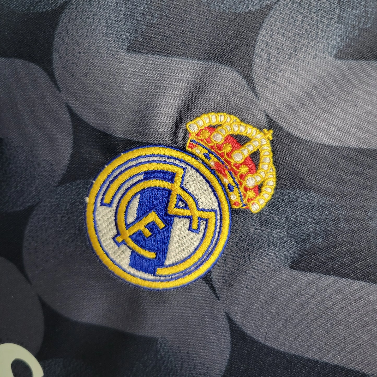 Kit Enfant Secondaire Real Madrid 2023/24 