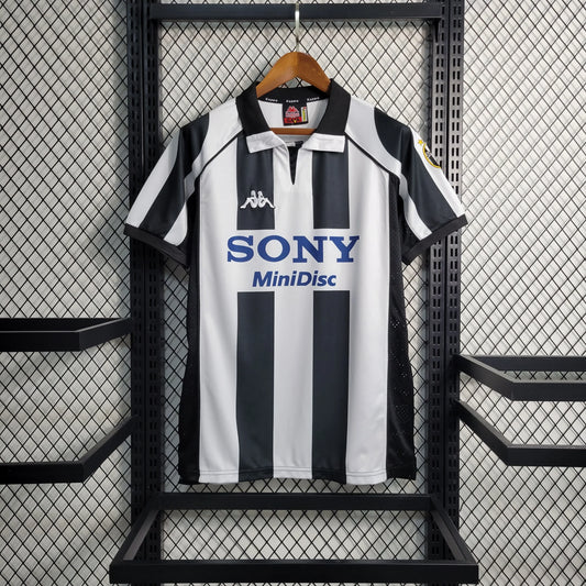 Juventus 97/98 Home Shirt