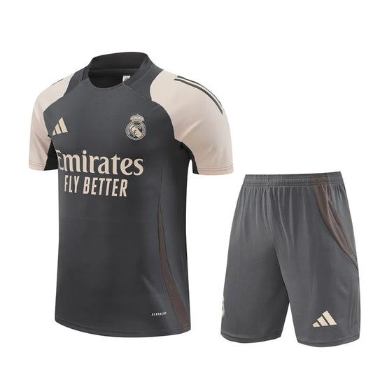 Conjunto de Treino Real Madrid 4 2024/25