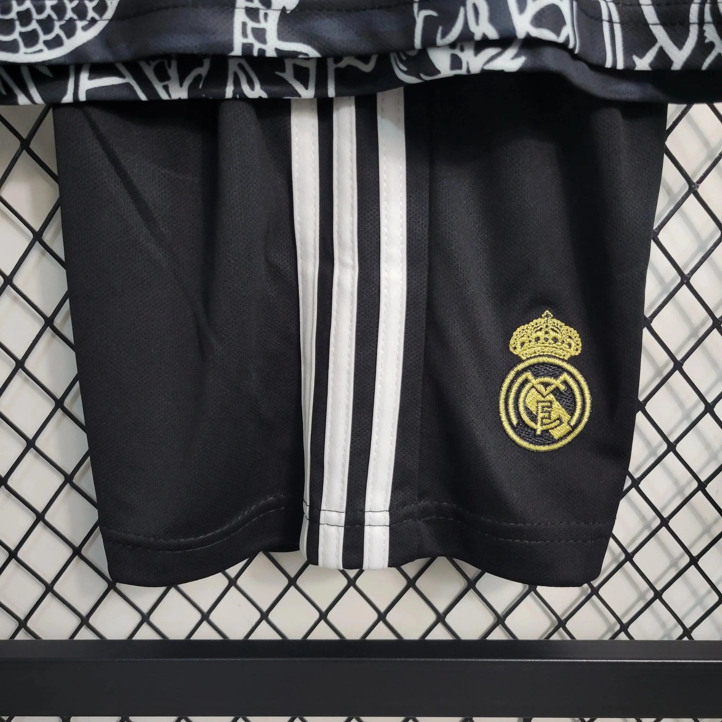 Kit Criança Special Edition Black Real Madrid 2023/24