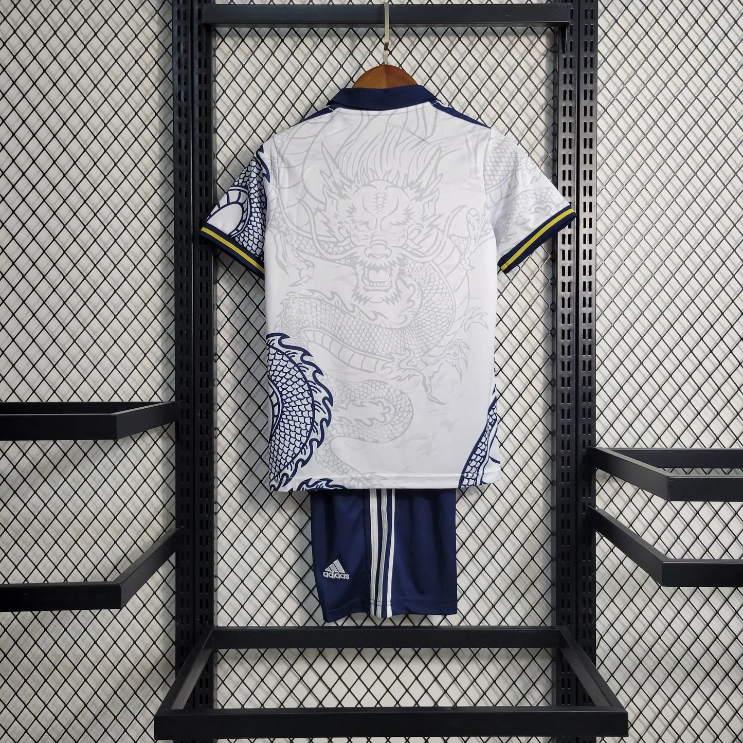 Kit Enfant Blanc Real Madrid 2023/24 Édition Spéciale 