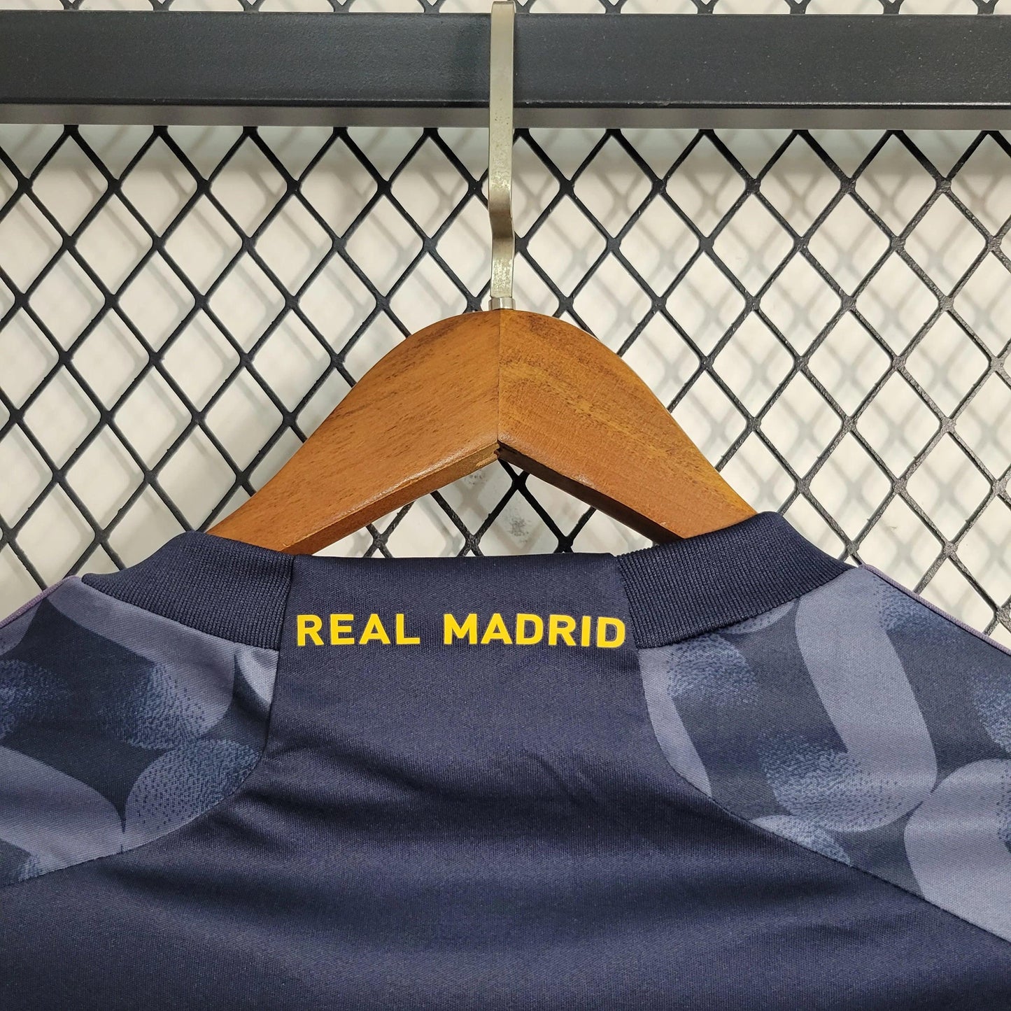 Camisola Secundária Real Madrid 2023/24