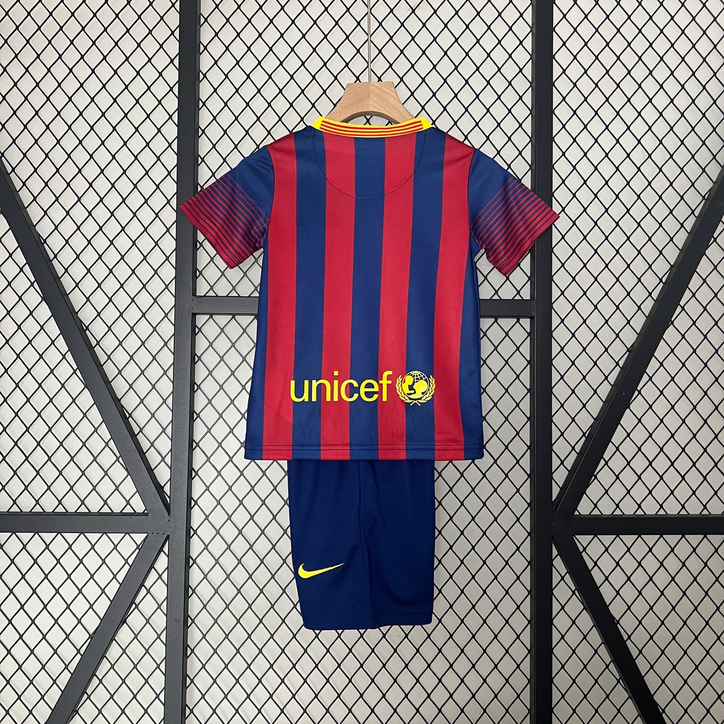 Kit Criança Principal Barcelona 2012/13