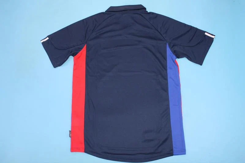 Lyon 2001/02 Secondary Shirt