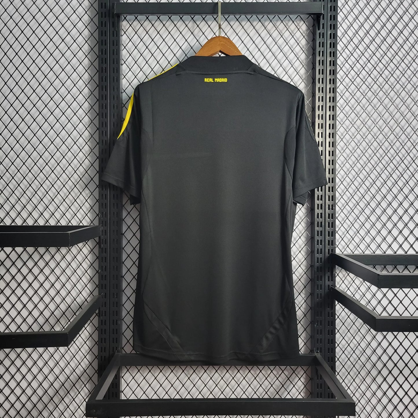 Camisola GK Black Real Madrid 2011/12